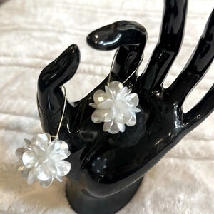 White Flower Drop earrings
